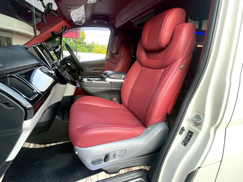 Toyota Hiace 2.8GL ปี25 รูปที่ 12
