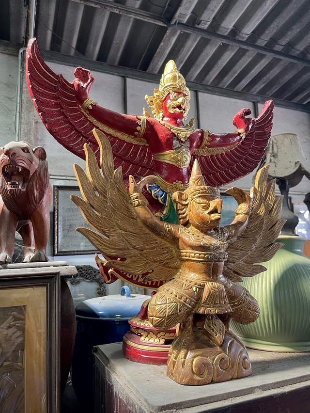 พญาครุฑตั้งโต๊ะไม้สัก และครุฑตั้งโต๊ะทหารราบที่9 เรซิ่น 2