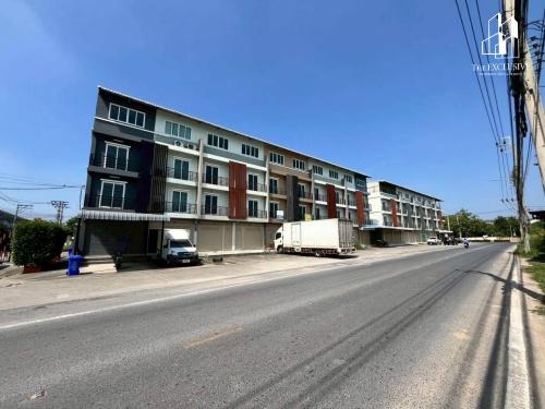 🏢 ขายอาคารพาณิชย์ "หลังมุม" รีโนเวทใหม่ | ม.ลภาวัน 22 บางใหญ่ โอกาสทอง! ราคาต่ำกว่าประเมิน — เครดิตดีมีเงินเหลือหลักแสน! 2