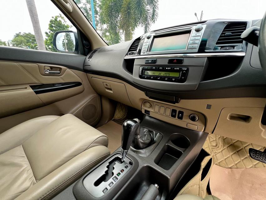 ขาย Toyota Fotuner 3.0V 4wd ปี12  10