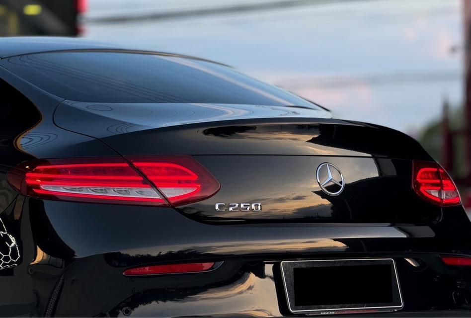รหัสรถ MCA53 2016 BENZ C250 COUPE AMG DYNAMIC  ชุดแต่งเต็ม  BLACK SERIES 12