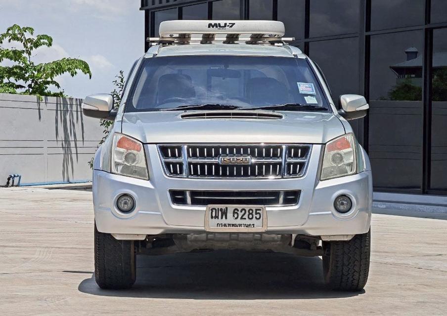 ISUZU MU-7  (3.0)