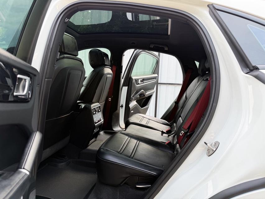 รหัสรถ AVA555 🌟 Porsche Cayenne e-hybrid Coupe ปี 2021 รูปที่ 14