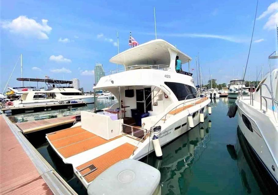 เรือยอร์ช Motor Catamaran MOMO 422 3