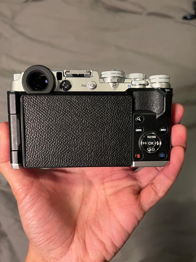 Olympus Pen F 2