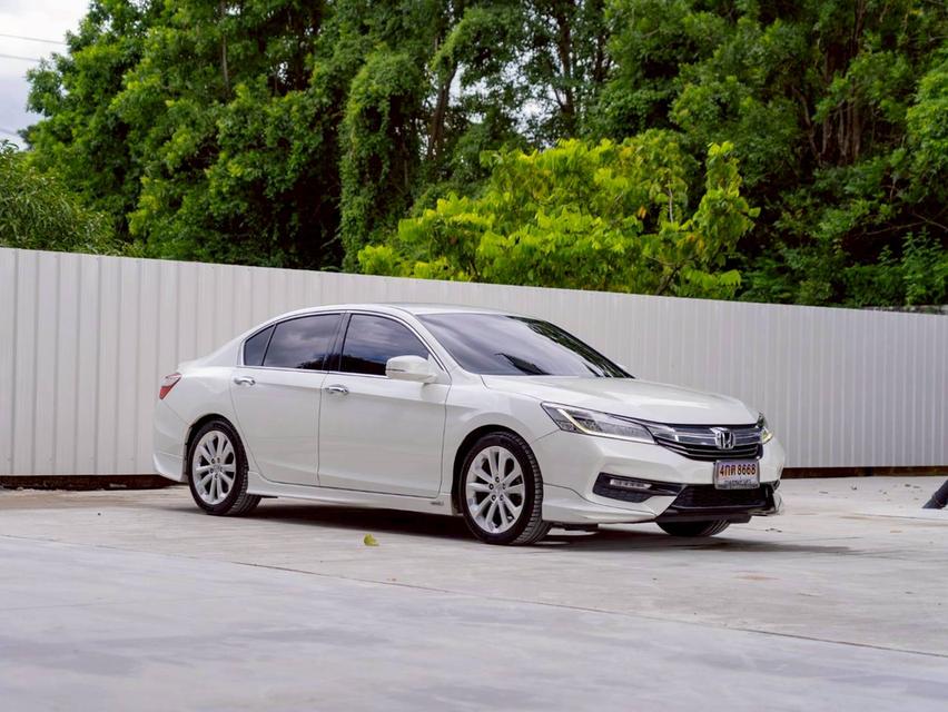 Honda Accord 2.4EL ปี16 3