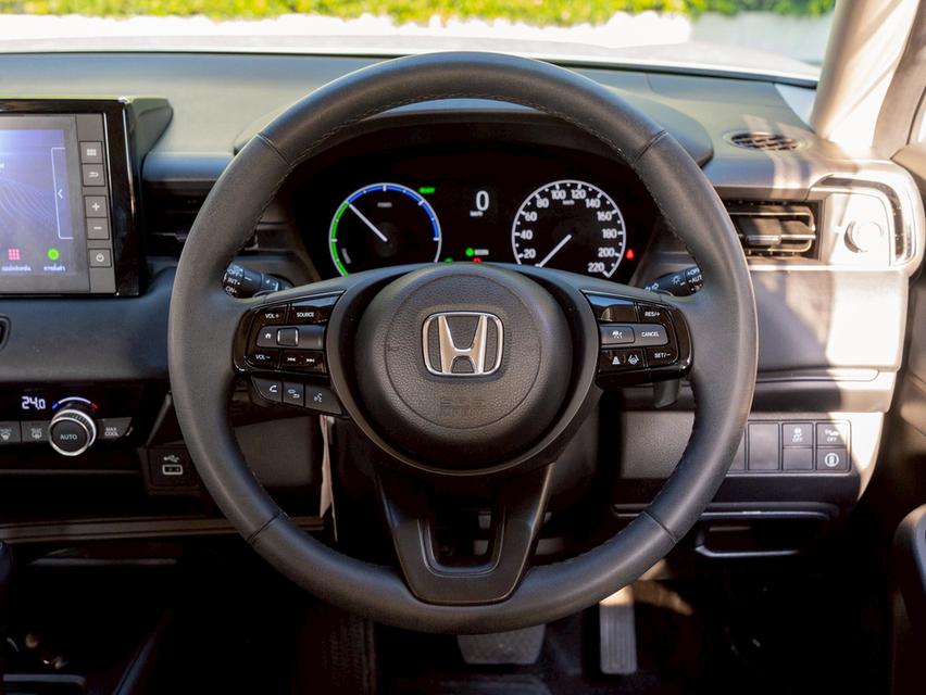 Honda HR-V 1.5 E e:HEV (Hybrid) ปี 2024 รูปที่ 8