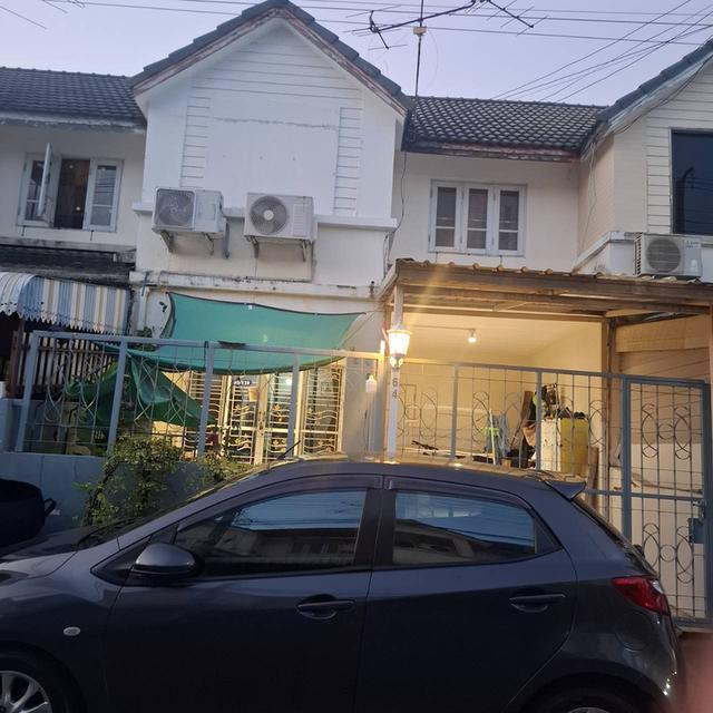 ขายด่วยบ้านทาวเฮ้าน์ 18 ตรว หมู่บ้านพิศาลโครงการ5 บางขุนเทียนพระราม2 เดินทางสะดวกใกล้ทางด่วน พระราม2 ดาวน์คะนอง 5