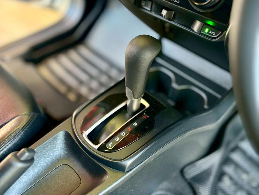 HONDA CITY 1.5 V i-VTEC ปี 2017 15