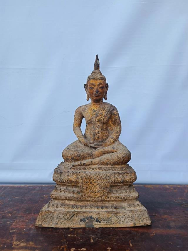 พระบูชา ยุครัตนโกสินทร์ สูง 40 ฐานกว้าง 27 cm. 1