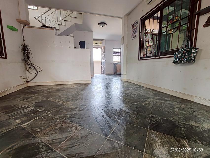 บ้านเดี่ยว อริสรา3เฟส2ชั้น 51ตรว.แอร์4ตัว 15