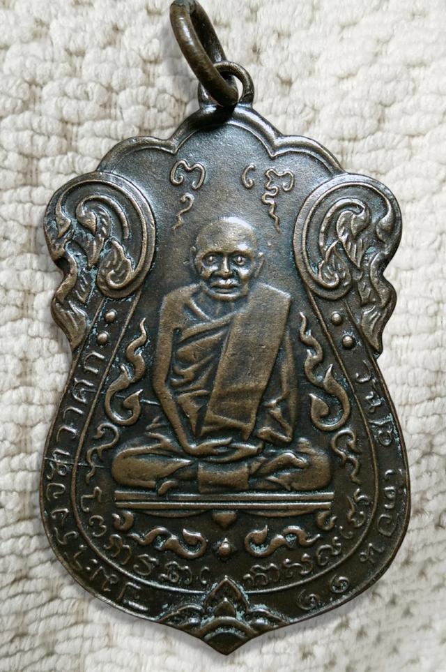 พระเก่าของ ตา ยาย มีเก็บๆใว้ สนใจเช่าทักมานะค่ะ