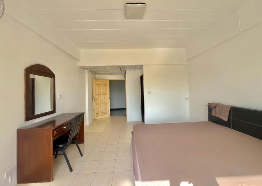 ขายด่วนนน ห้องสตูดิโอ The Majestic Jomtien ราคาถูก 2