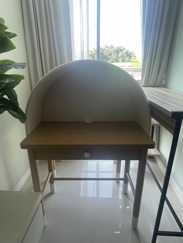 โต๊ะเรียนหนังสือสำหรับเด็ก