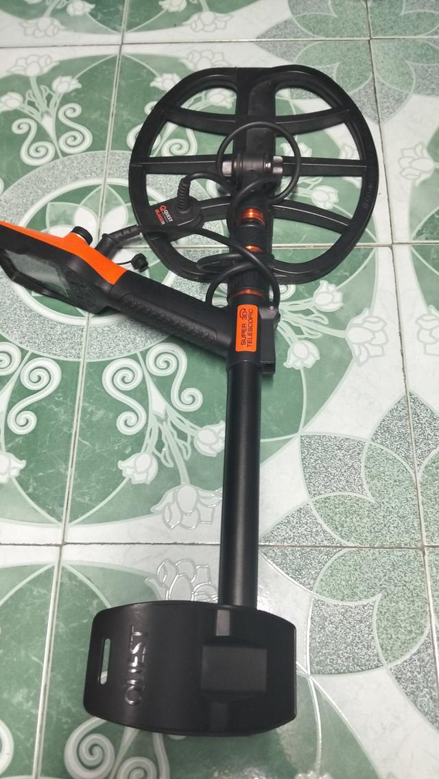 เครื่องตรวจจับโลหะ รุ่นQUEST X10 IDmaxX