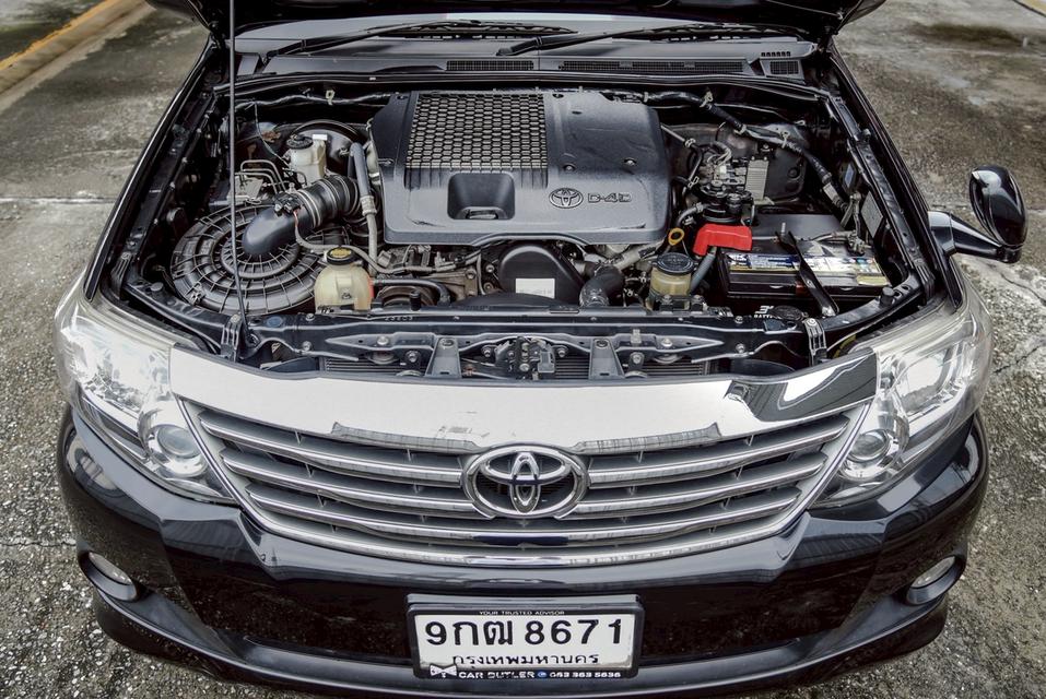 รหัสรถ CBL8671 TOYOTA FORTUNER 2.5 V AT 2014 11