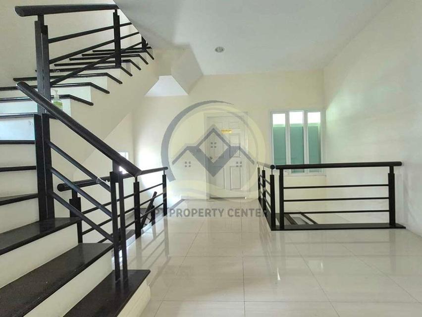 ขาย+ให้เช่า หมู่บ้านพรีเมี่ยมเพลส 1 เอกมัย-รามอินทรา ถนนสุคนธสวัสดิ์ 5