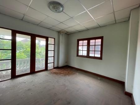 ขาย บ้านเดี่ยว กฤษดานคร 26 นครชัยศรี 120 ตรม. 57 ตร.วา ติดถนนเพชรเกษม เข้าทางบรมราชชนนีก้ได้ บ้านเปล่าไม่เคยอยู่ พร้อมตก 3