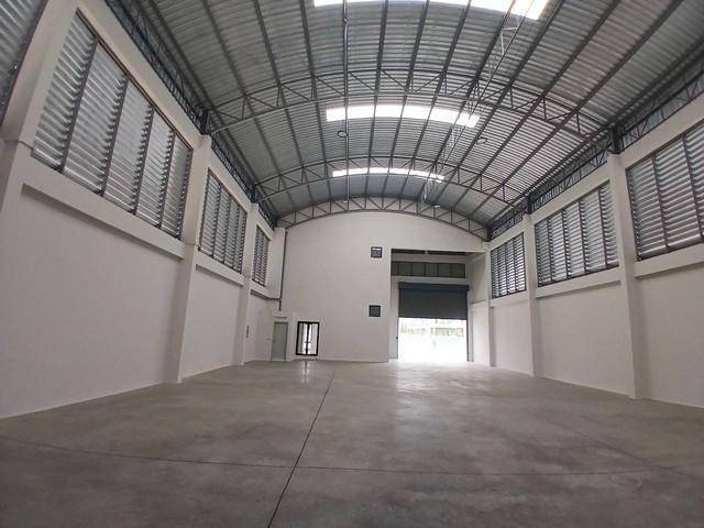 ขายโกดังพร้อมสำนักงาน 3 ชั้น สร้างใหม่ในพื้นที่กำลังพัฒนา ลำลูกกาคลอง9   ปทุมธานี  3