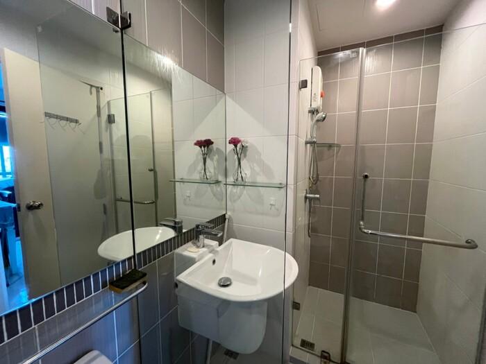 เช่าถูก 10,000 บาท ** 1 ห้องนอน ** รหัส 220388 ** เดอะ สเตจ เตาปูน - อินเตอร์เชนจ์ ** ติดรถไฟฟ้า เตาปูน / บางโพ ** 088-398-3835 MR.BOAT 15