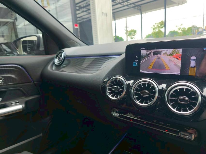 รหัสรถ KPV8484 2023 BENZ GLA-200 AMG  12