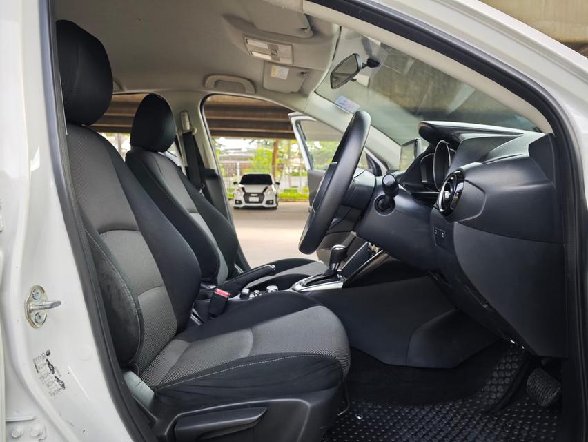 Mazda 2 1.5 XD Sedan ดีเซล AT ปี 2017 14