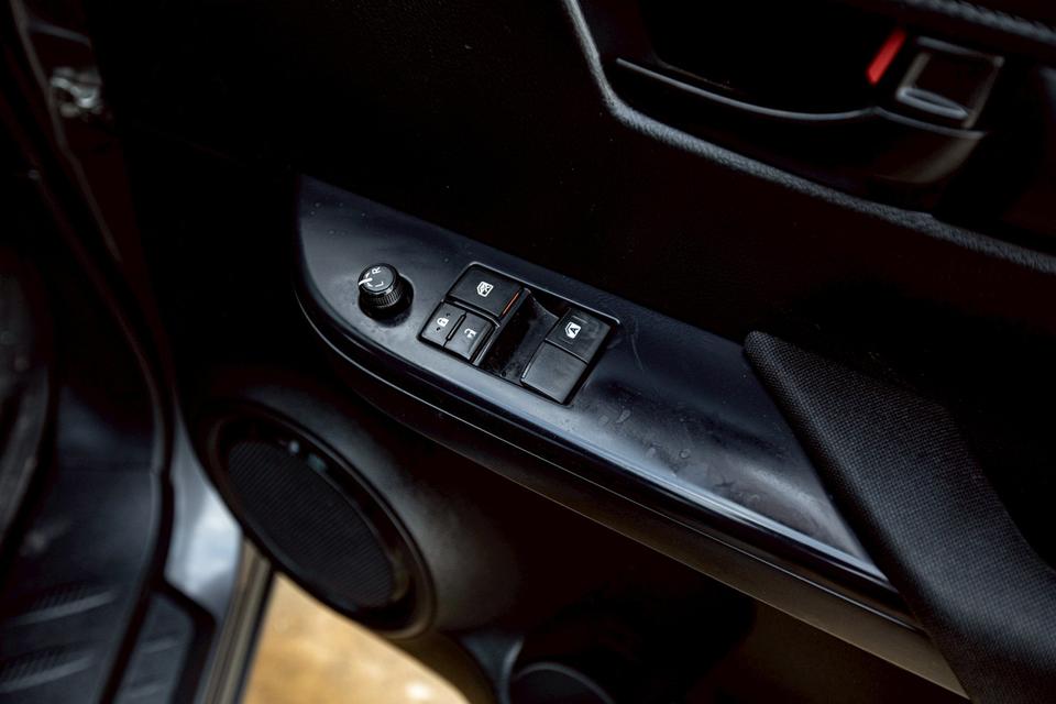 Toyota Revo 2.4Entry ปี23 17