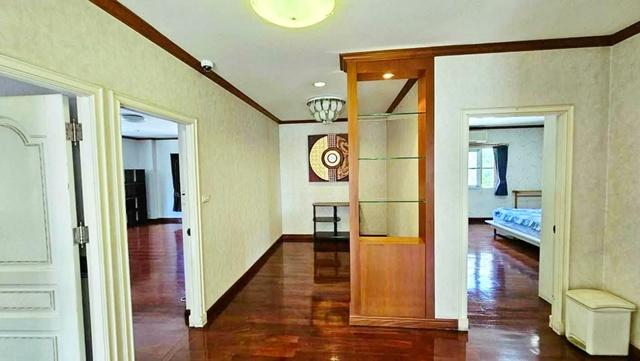 รร.สตรีวิทยา2 ย่านลาดพร้าว จัดเต็มเฟอร์ฯ 90ตร.วา.355 ตร.ม. 5นอน MRT วัชรพล 2.7กม. บ้านเดี่ยว 2 ชั้นหรูหรา 4 น้ำ 6