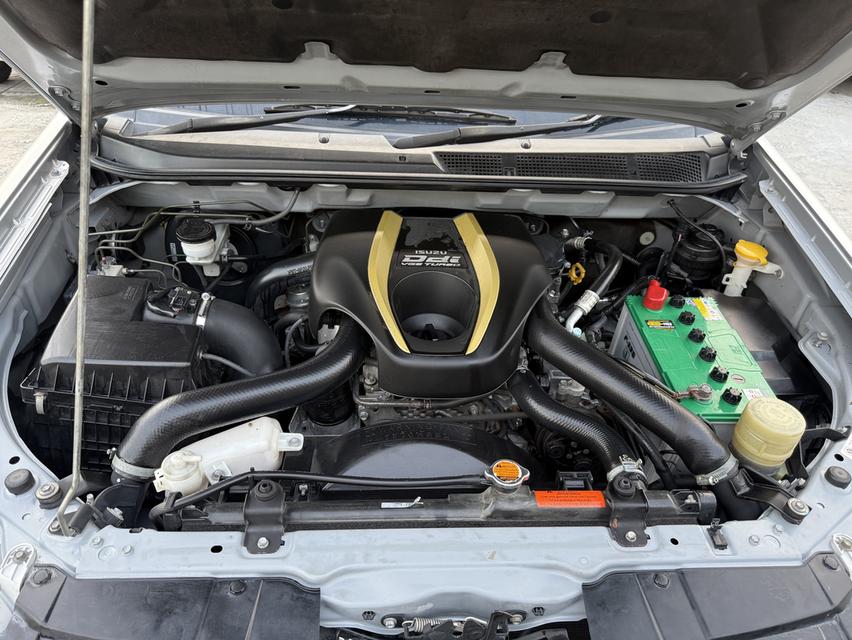 ขายตัด ISUZU D-MAX V-ROSS 2.5 Z 14