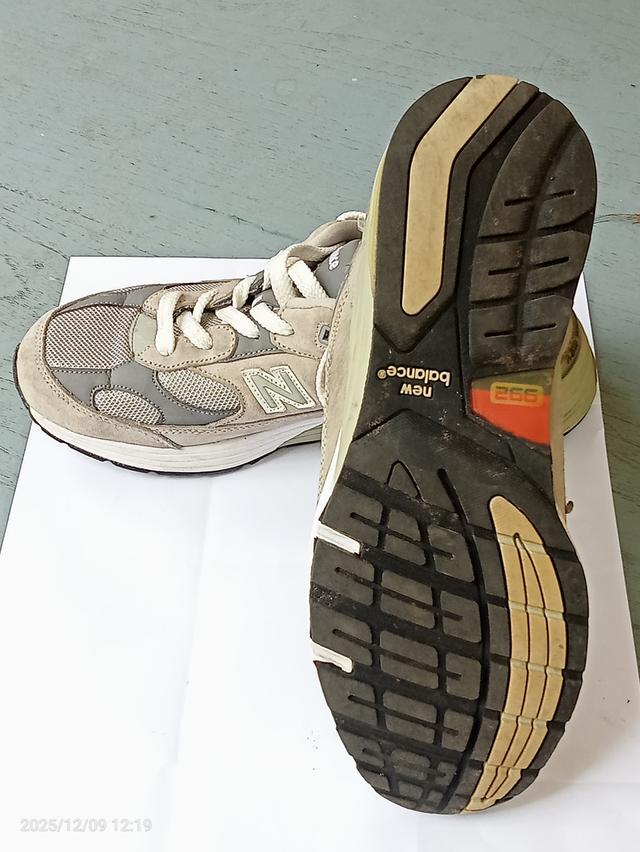 รองเท้านิวบาลานซ์รุ่นM922GRsize42สีเทา