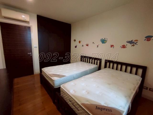 Riverside condo for Rent Watermark Chaophraya 2 beds with river view near BTS Saphan Taksin 3