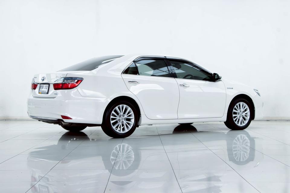 รหัสรถ 2A927 💥 รถเข้าใหม่! TOYOTA CAMRY 2.5 HV DVD ปี 2015 (HYBRID) 💥 5