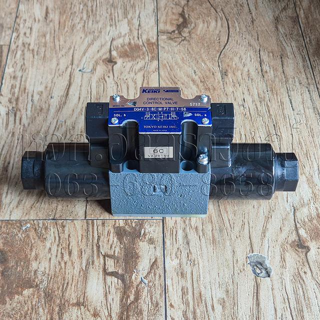 โซลินอยด์วาล์ว DG4V-3-6C-M-P7-H-7-56