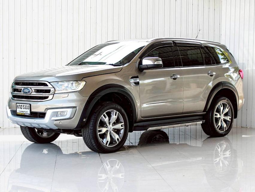 FORD EVEREST 3.2 TITANIUM PLUS 4WD ปี 2018 โฉม ปี 15-22  เกียร์ AUTO ดีเซล สีน้ำตาล รถบ้านพร้อมใช้งาน ไมล์เพียง 217,643 km.