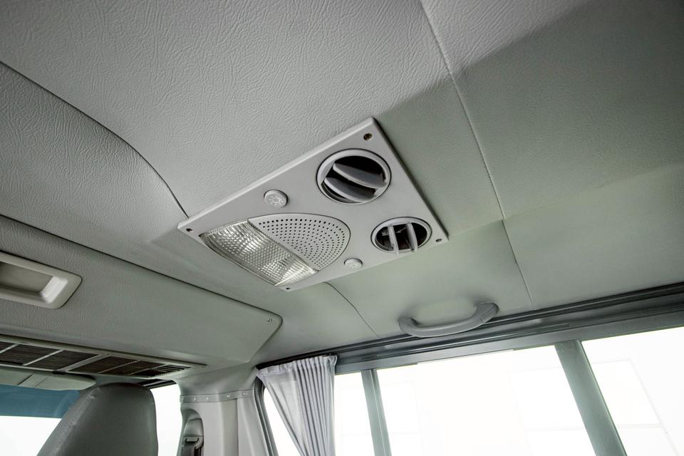 TOYOTA HIACE 2.5 GL ปี05-19 2010 3