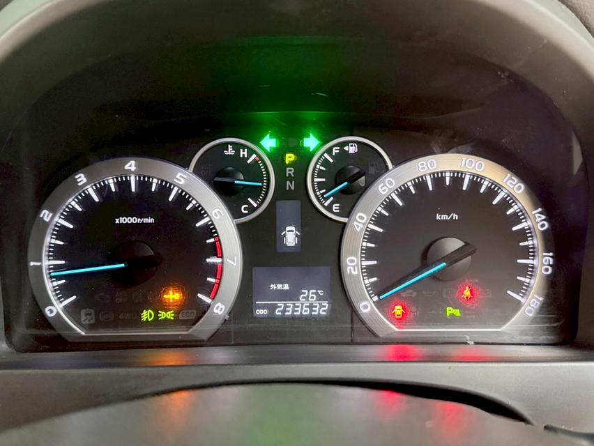 TOYOTA VELLFIRE 2.4 V ปี2011 16