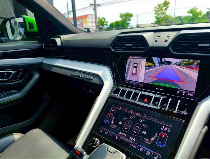 รหัสรถ KPV53 2024 LAMBORGHINI URUS V8 4.0 Bi-Turbo สีพิเศษ เขียว Verde Mantis 10