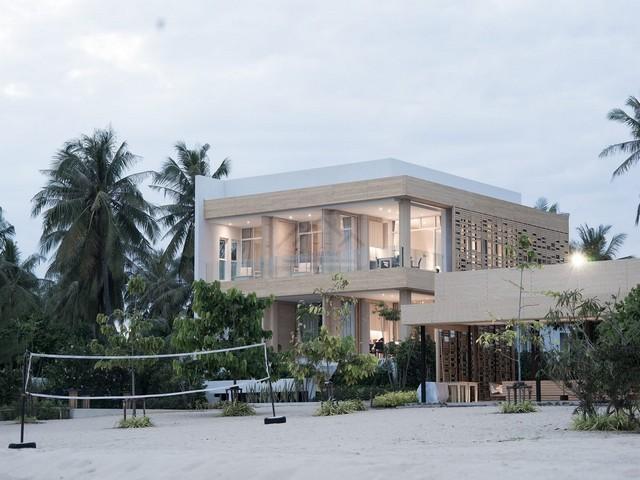 ขายบ้านพร้อมที่ดินติดทะเล บนหาดส่วนตัว 2 ไร่ อ.เมืองประจวบคีรีขันธ์ หาดทรายกว้าง เล่นน้ำได้ ใกล้อ่าวมะนาว เหมาะทำบ้านพัก 1