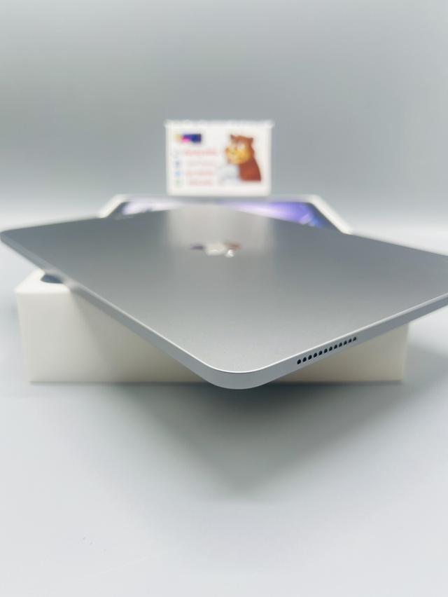 iPadAir7 256gb WiFi ประกันเกือบปี แบต100% นัดรับได้ครับ 6