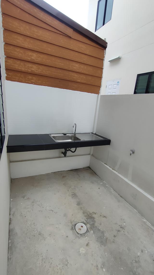 บ้านสร้างใหม่ 2 ชั้น ศรีราชา-เครือสหพัฒน์  6