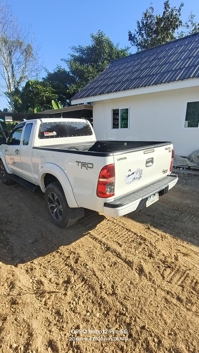 รถยนวีโก้แชมป์ TRD แค็บตัวสูง 9