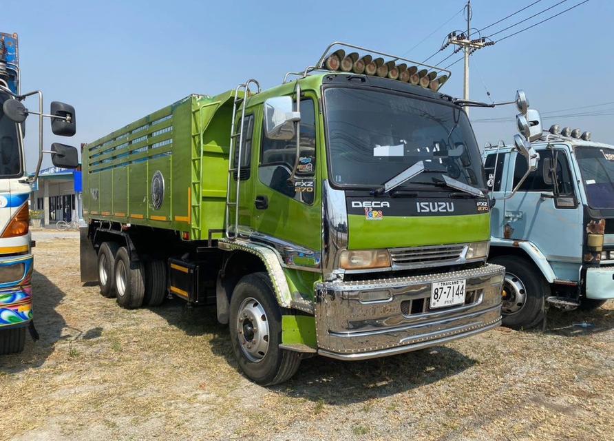 ขายถูกๆรถบรรทุก 10 ล้อ 2 เพลา Isuzu Deca ปี 2001 4