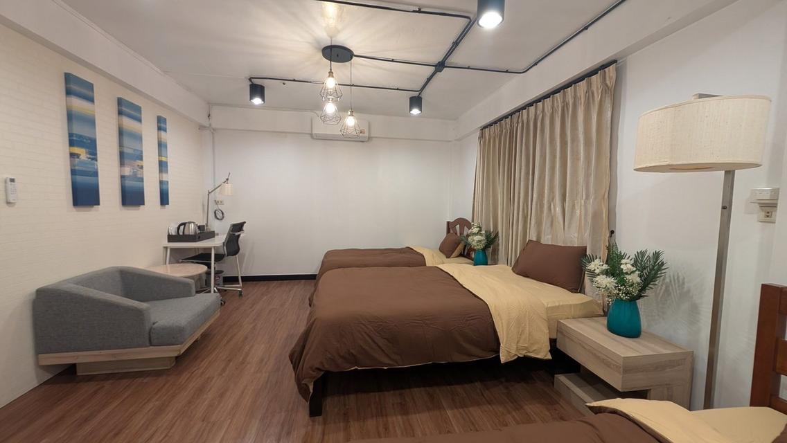 ให้เช่าอาคารสำนักงาน 4 ชั้น ซอยสุขุมวิท 62  ใกล้ BTS บางจาก 10 ห้องนอน โนเวทใหม่ จอดรถ 5  คัน 6