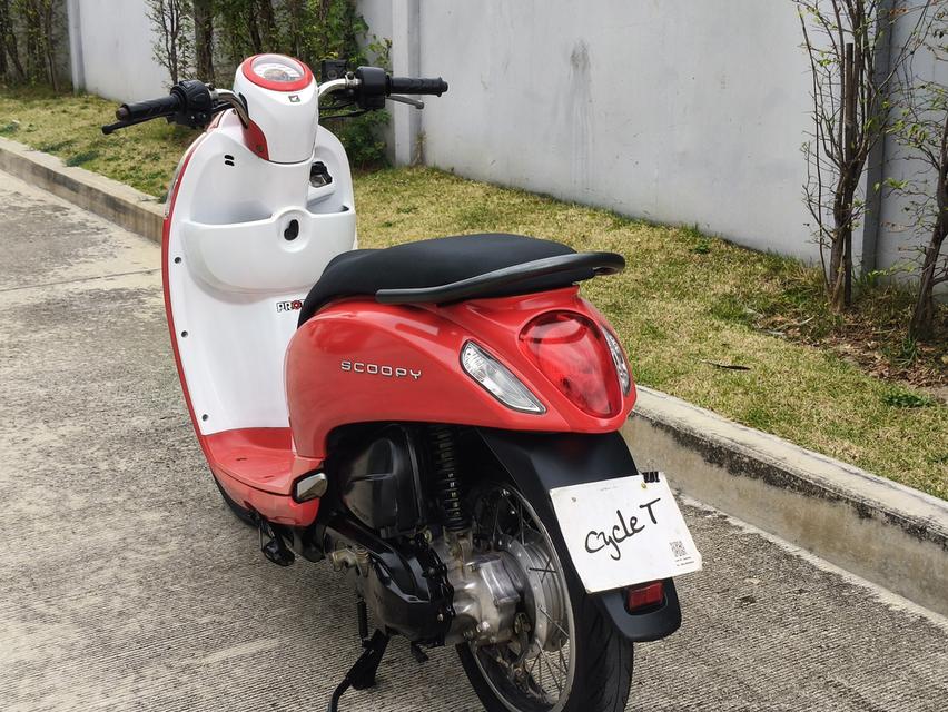 Honda Scoopy i หัวฉีด ปี2012 สี แดง ขาว 11