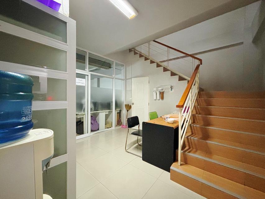 อาคารพาณิชย์ 4 ชั้น ถนนสนามบินน้ำ ต. ท่าทราย อ. เมืองนนทบุรี จ. นนทบุรี  6