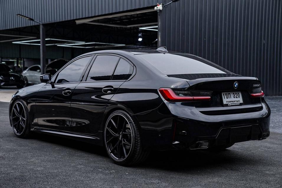 (แจ้งรหัสรถ 67GG320) BMW 320d MSport LCi Look  G20 2021 รูปที่ 4