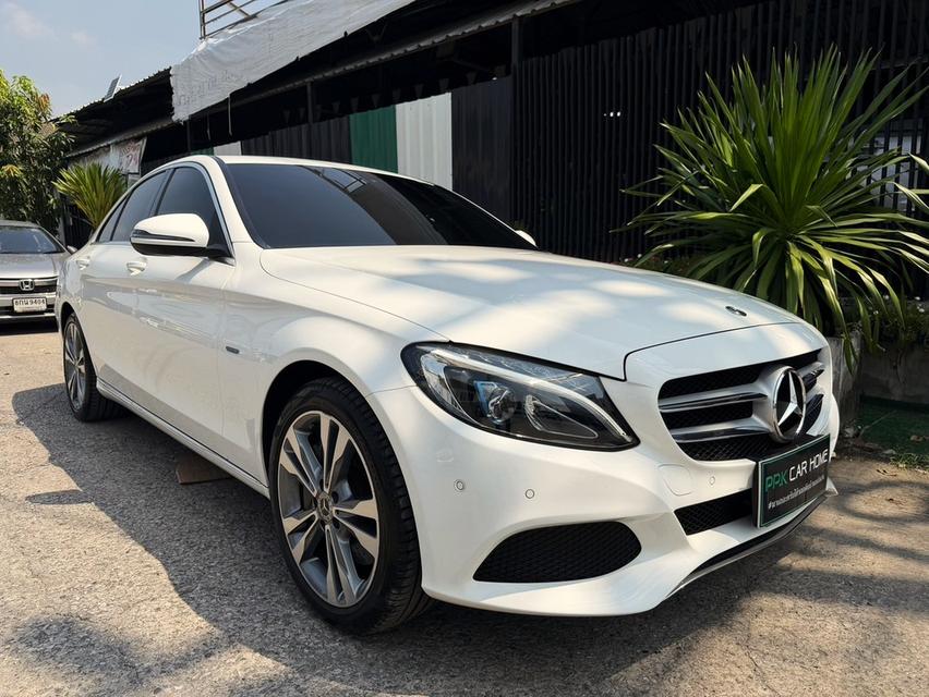 2018 BENZ C350E มือเดียวป้ายแดง เช็คศูนย์ตลอด ไมล์น้อย รูปที่ 1