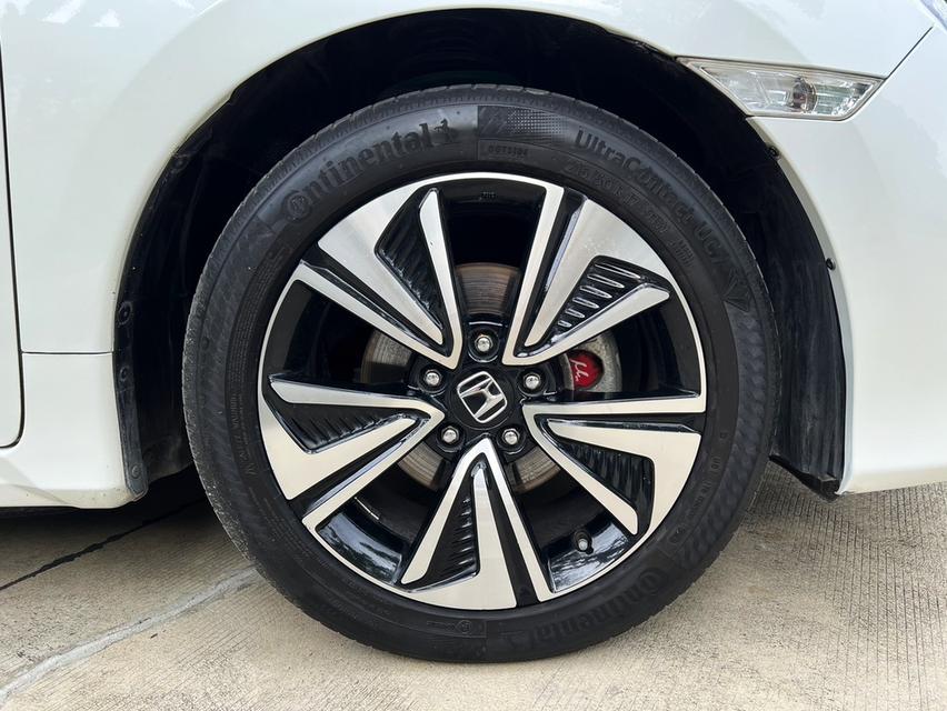 CIVIC FC 1.5 turbo ปี2018 มือเดียวป้ายแดง 9