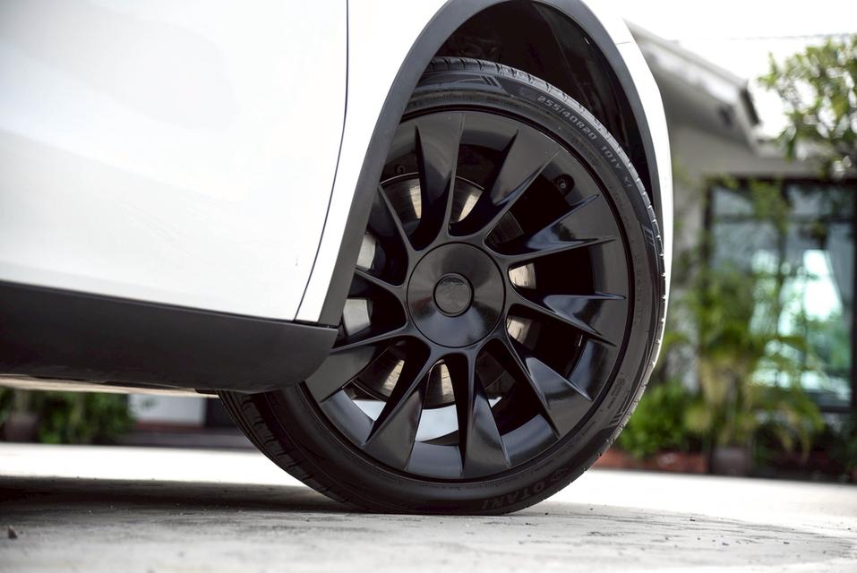 รหัสรถ CBL3994 TESLA Model Y Long Range AWD (Dual Moter) AT 2023 12