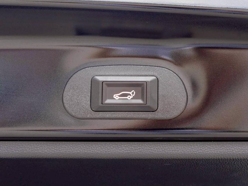 Toyota Noah X 1.8Hybrid ปี24 18